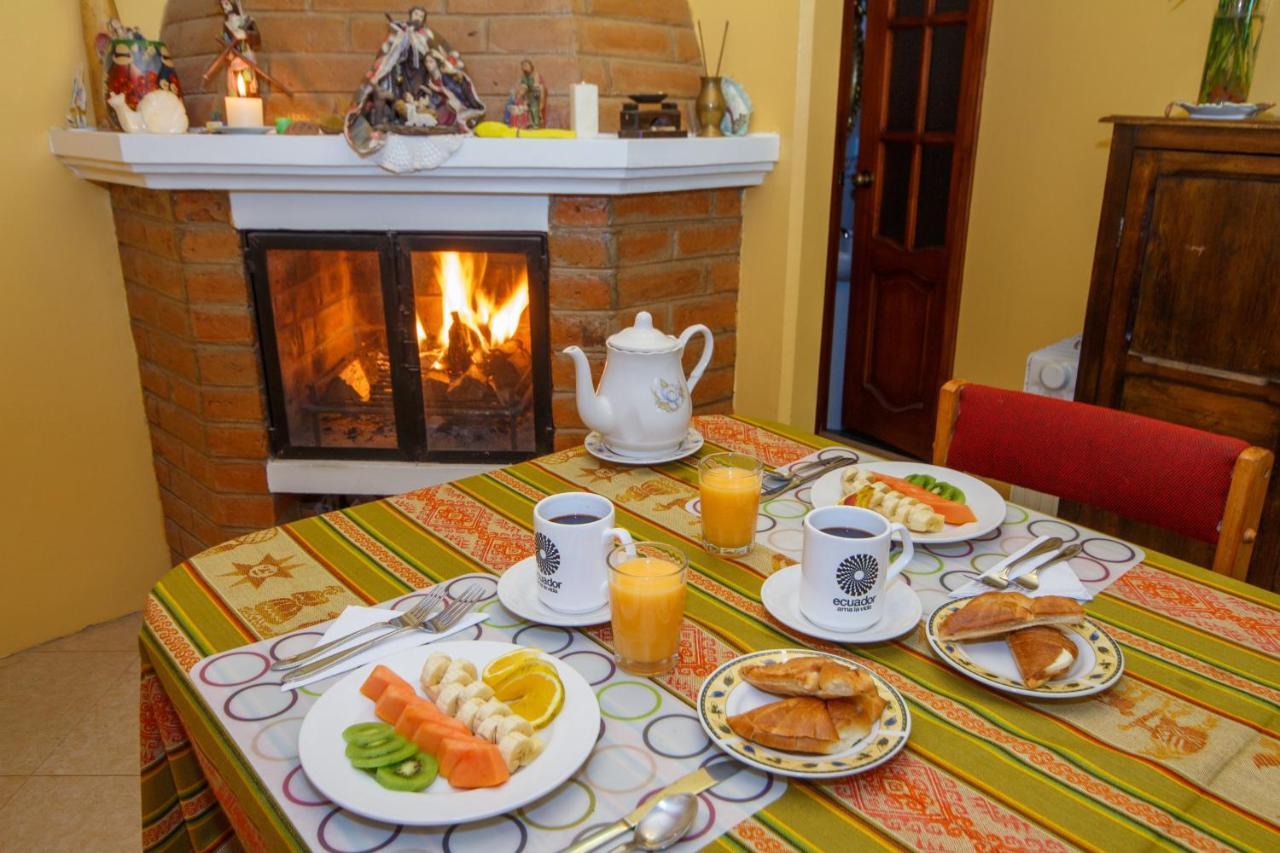 Casa De Luis Bed & Breakfast Отавало Екстериор снимка
