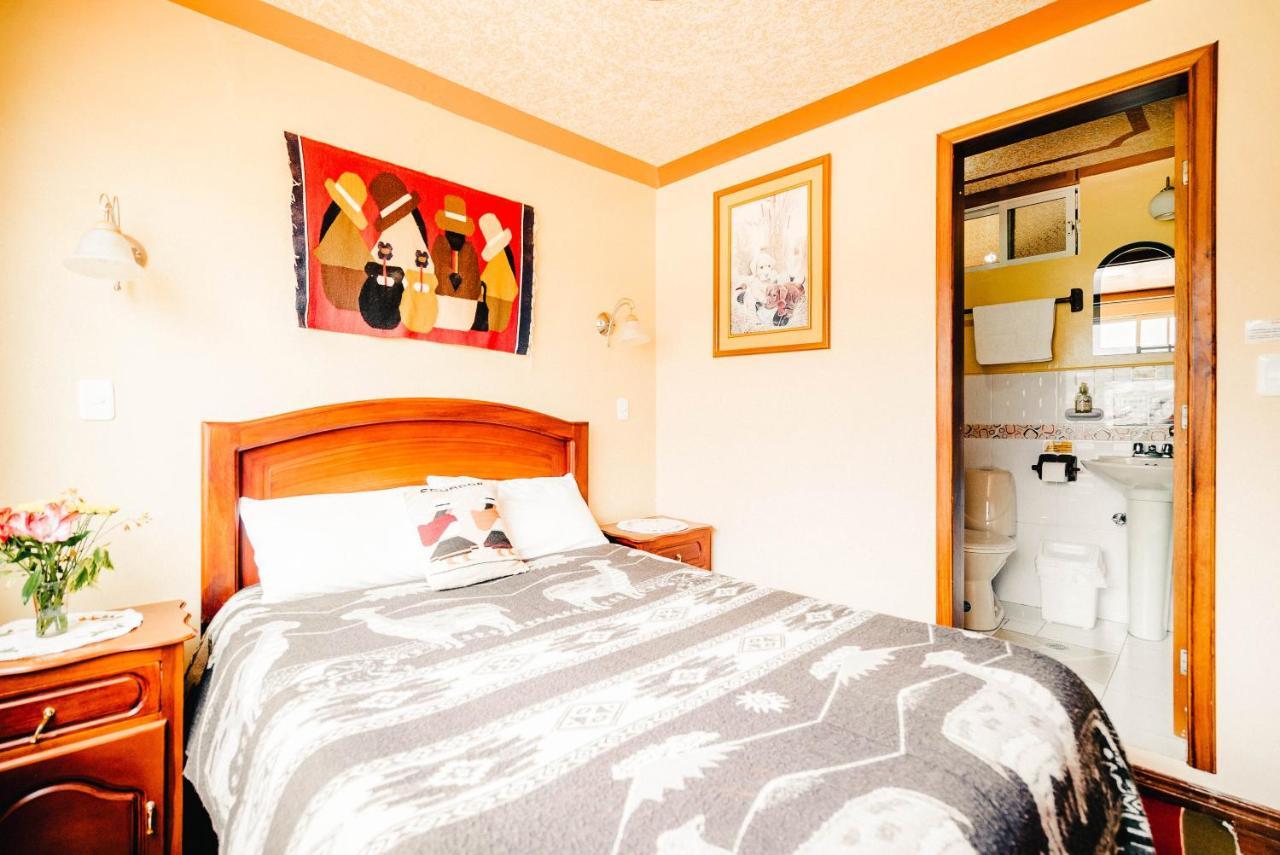 Casa De Luis Bed & Breakfast Отавало Екстериор снимка