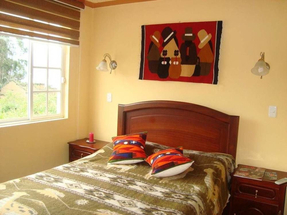 Casa De Luis Bed & Breakfast Отавало Екстериор снимка