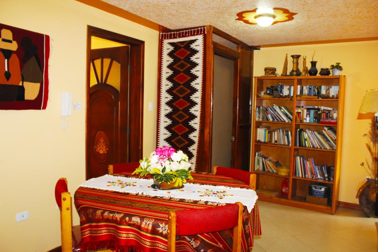 Casa De Luis Bed & Breakfast Отавало Екстериор снимка